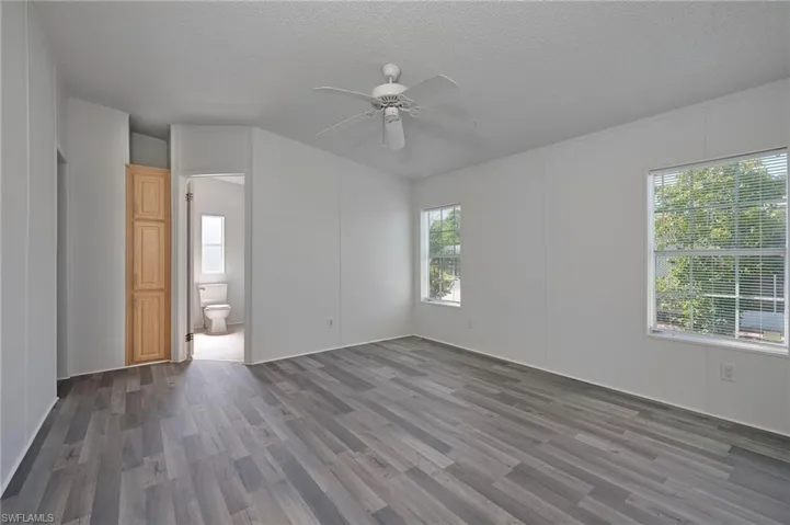 276  Grosbeak  LN, Naples, FL 34114