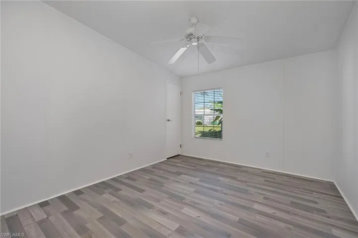 276  Grosbeak  LN, Naples, FL 34114