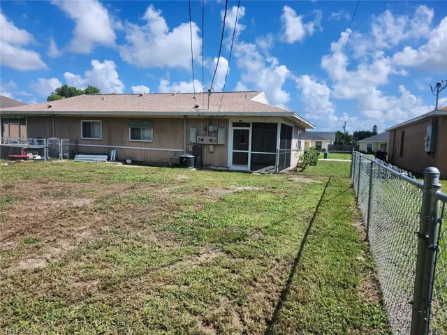 112 Se 12th Ter, Cape Coral, Florida 33990