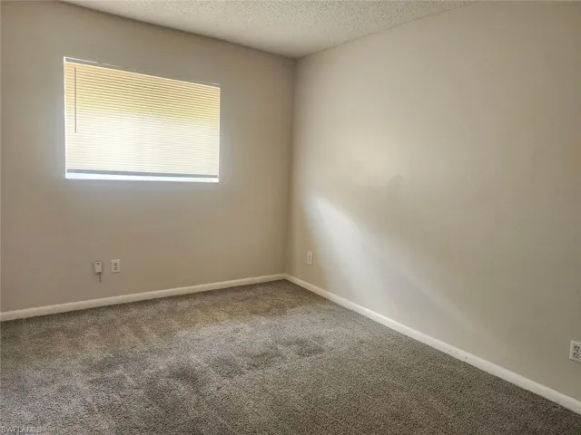 112 Se 12th Ter, Cape Coral, Florida 33990