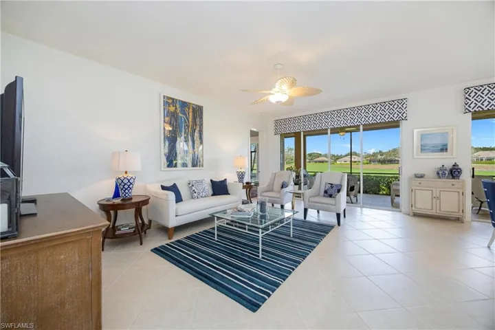 802  Regency Reserve  CIR, Naples, FL 34119