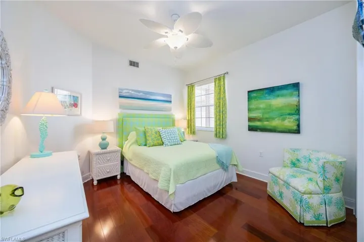 802  Regency Reserve  CIR, Naples, FL 34119