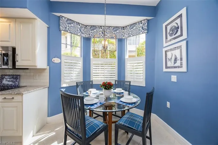 802  Regency Reserve  CIR, Naples, FL 34119