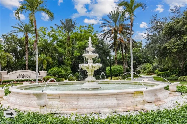 802  Regency Reserve  CIR, Naples, FL 34119