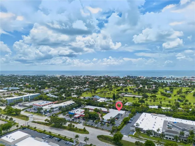 2555 9th St N 204, Naples, Florida 34103