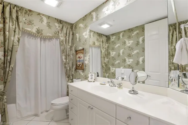 400 Flagship Dr 505, Naples, Florida 34108