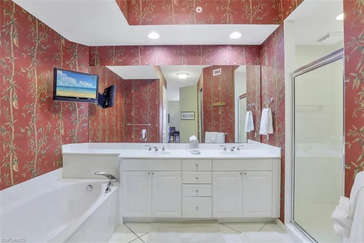 400 Flagship Dr 505, Naples, Florida 34108