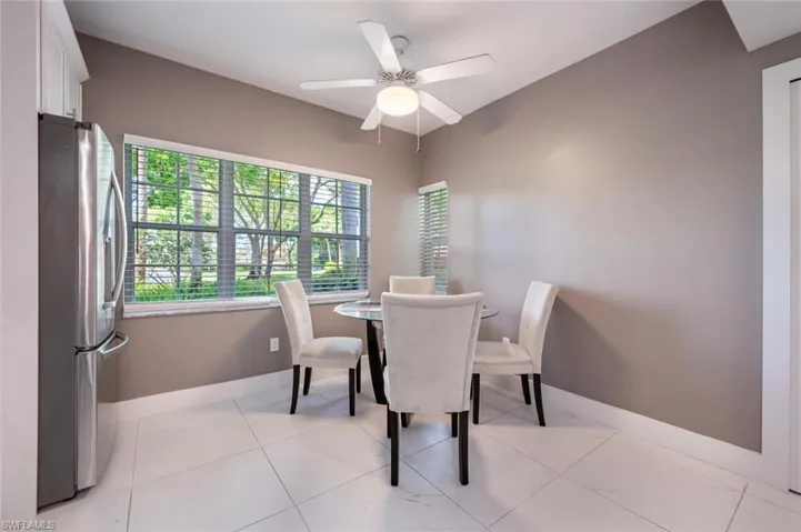 2420  Old Groves  RD, Naples, FL 34109