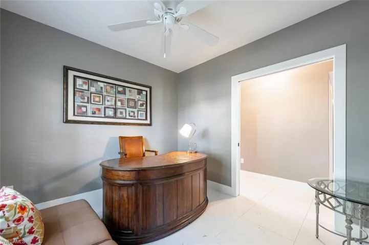 2420  Old Groves  RD, Naples, FL 34109