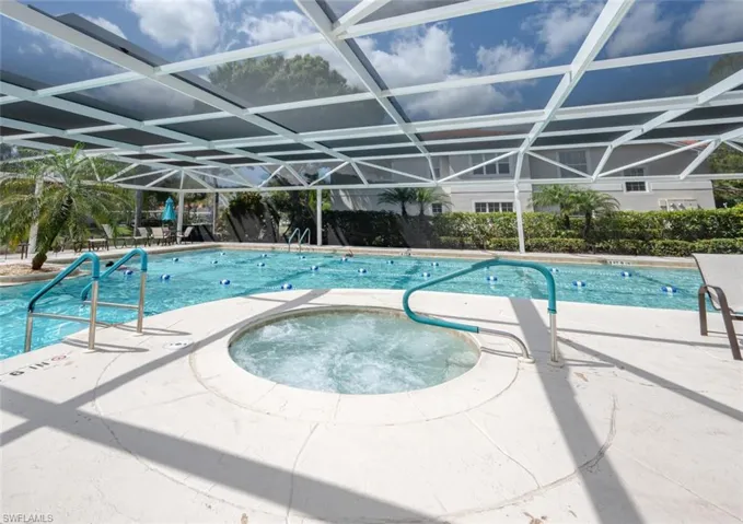 2420  Old Groves  RD, Naples, FL 34109