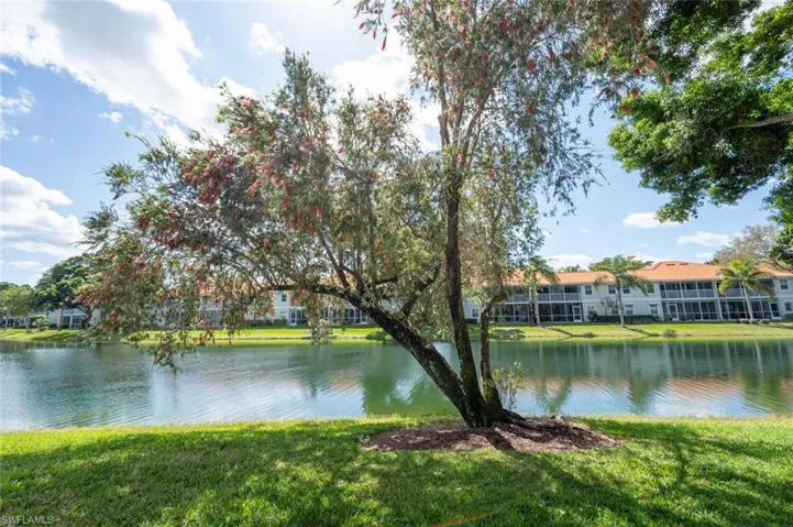 2420  Old Groves  RD, Naples, FL 34109