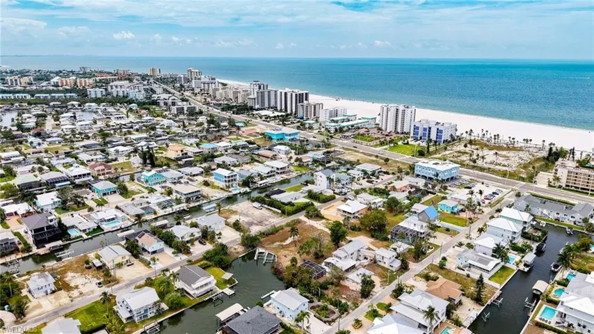 175 Bahia Via, Fort Myers Beach, Florida 33931