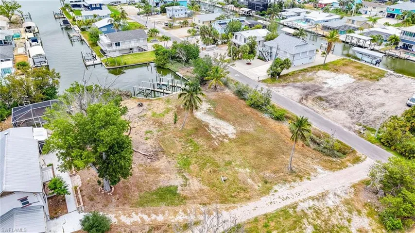 175 Bahia Via, Fort Myers Beach, Florida 33931