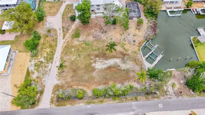 175 Bahia Via, Fort Myers Beach, Florida 33931