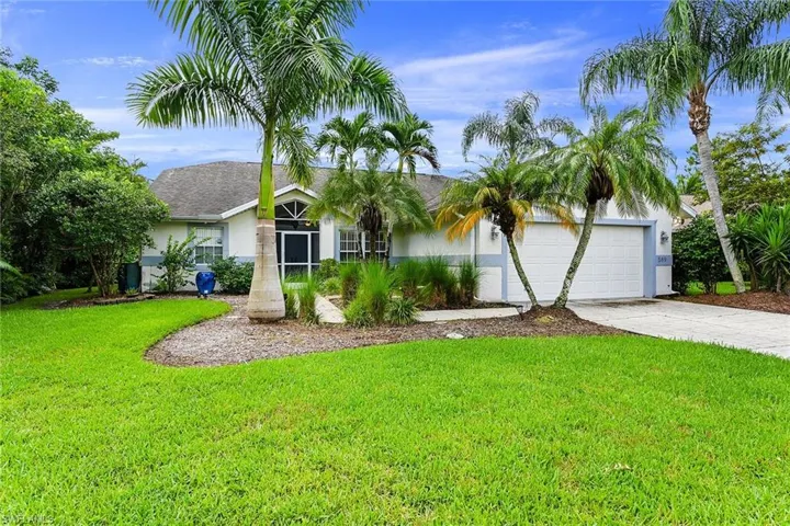 589 Lambton Ln, Naples, Florida 34104