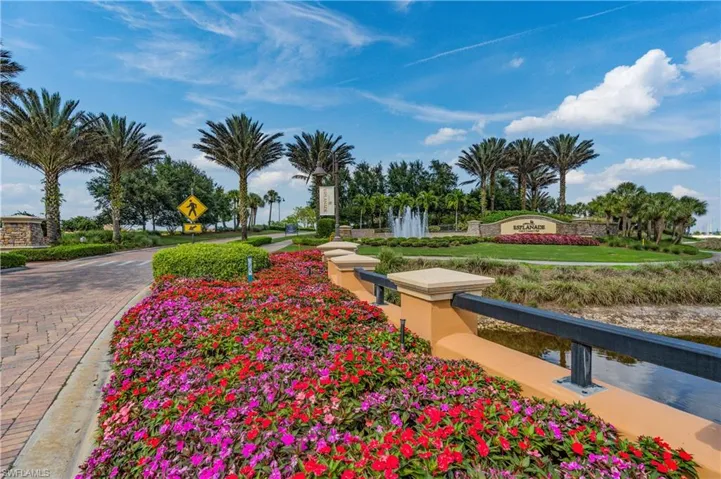 9645  Montelanico  LOOP, Naples, FL 34119