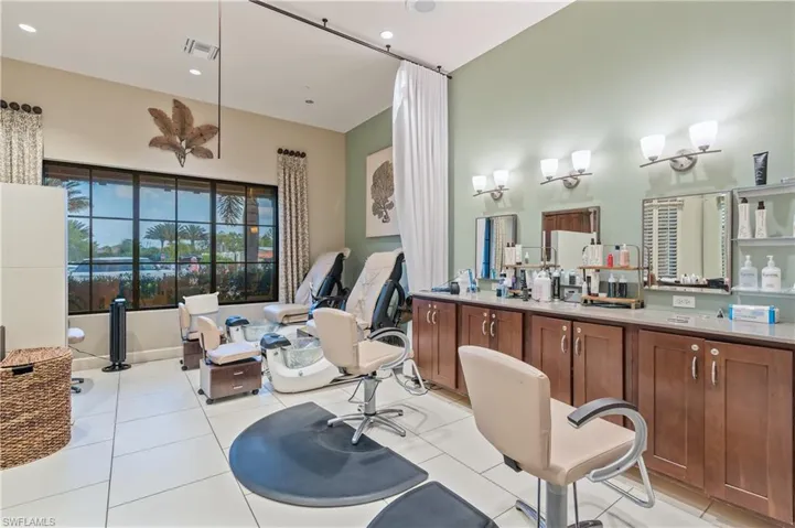 9645  Montelanico  LOOP, Naples, FL 34119