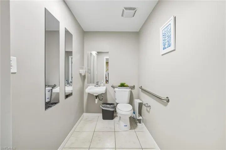 2080 Collier Ave, Fort Myers, Florida 33901
