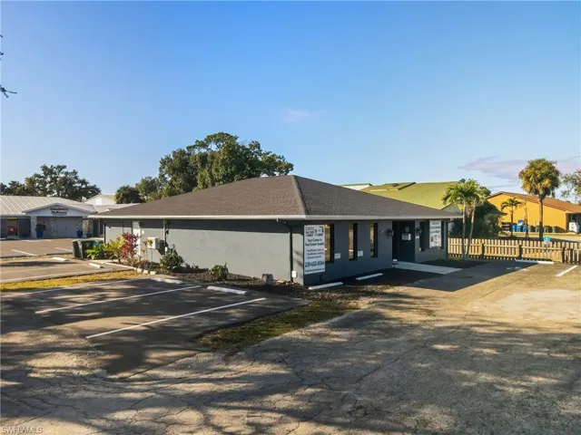 2080 Collier Ave, Fort Myers, Florida 33901