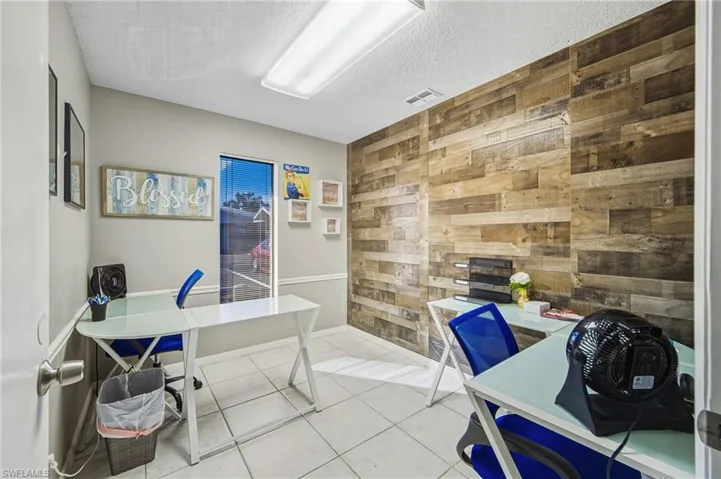 2080 Collier Ave, Fort Myers, Florida 33901