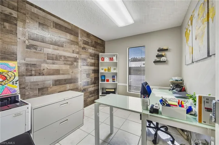 2080 Collier Ave, Fort Myers, Florida 33901