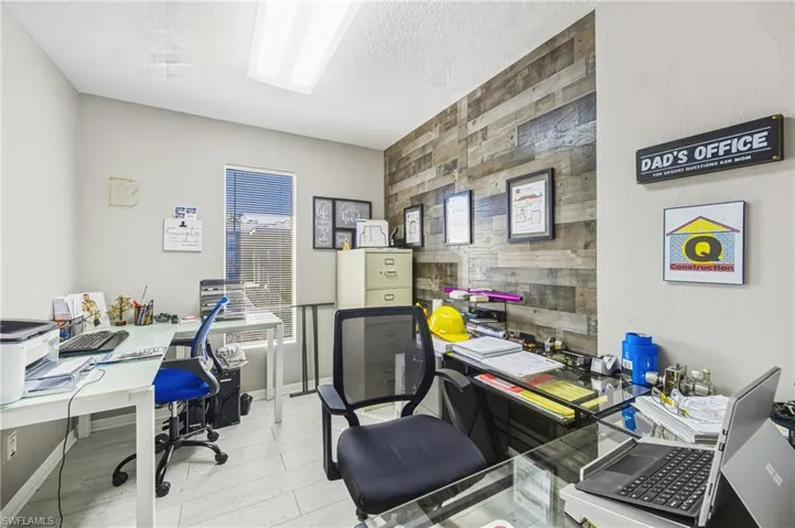 2080 Collier Ave, Fort Myers, Florida 33901