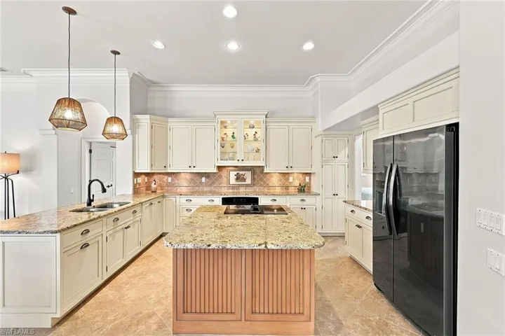 13360 Bridgeford Ave, Bonita Springs, Florida 34135
