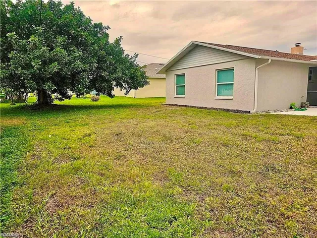 124 SE 31st  ST, Cape Coral, FL 33904