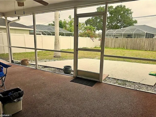 124 SE 31st  ST, Cape Coral, FL 33904