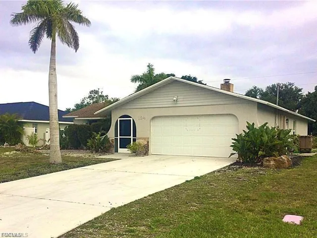 124 SE 31st  ST, Cape Coral, FL 33904