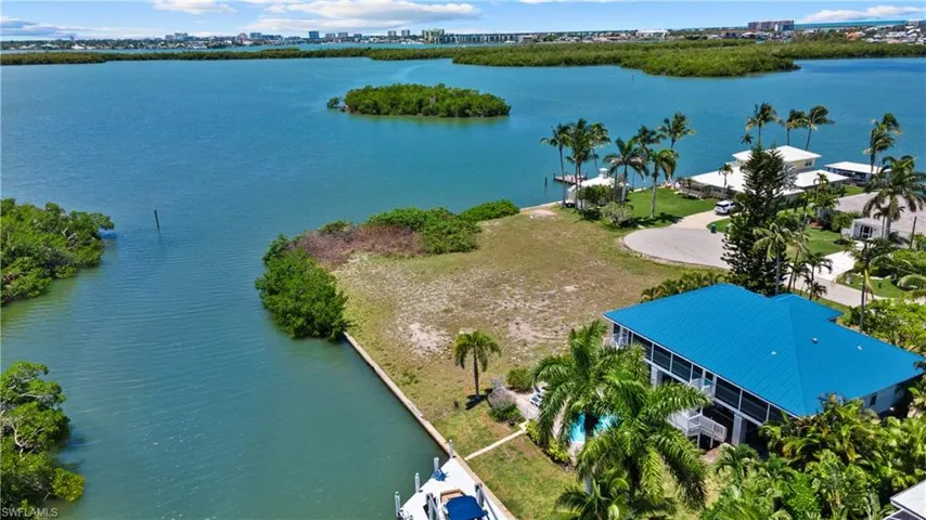 429 San Juan Ave, Naples, Florida 34113