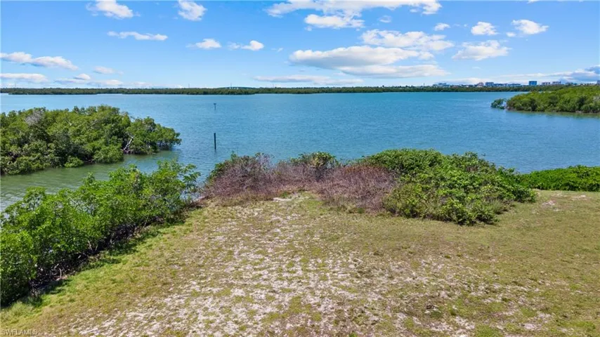 429 San Juan Ave, Naples, Florida 34113