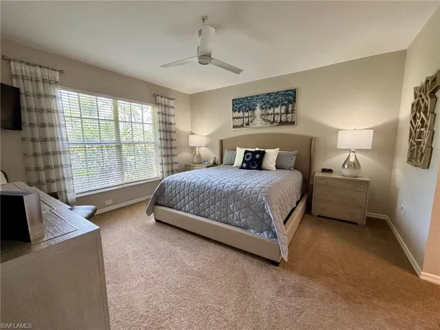 8125  Celeste  DR, Naples, FL 34113