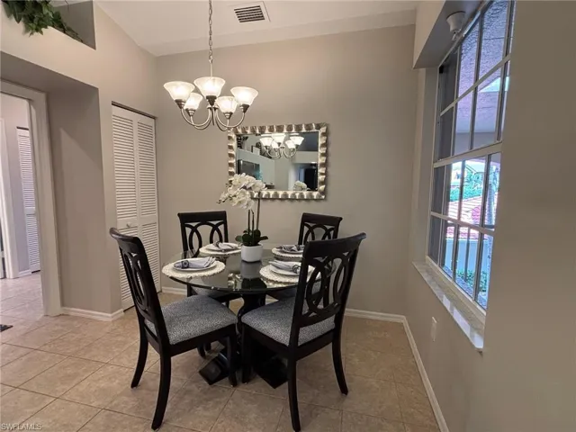 8125  Celeste  DR, Naples, FL 34113