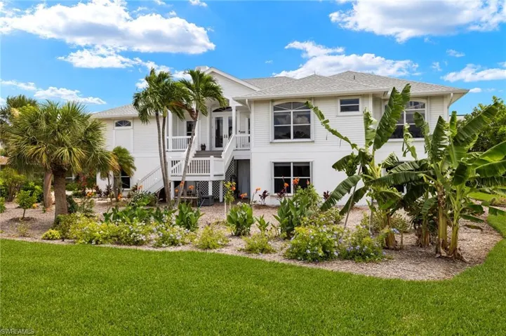 View of front of home with a front yard