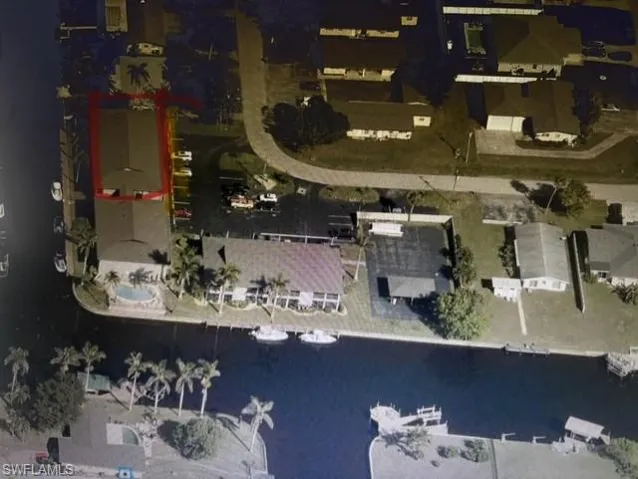 Aerial view of property and surrounding area