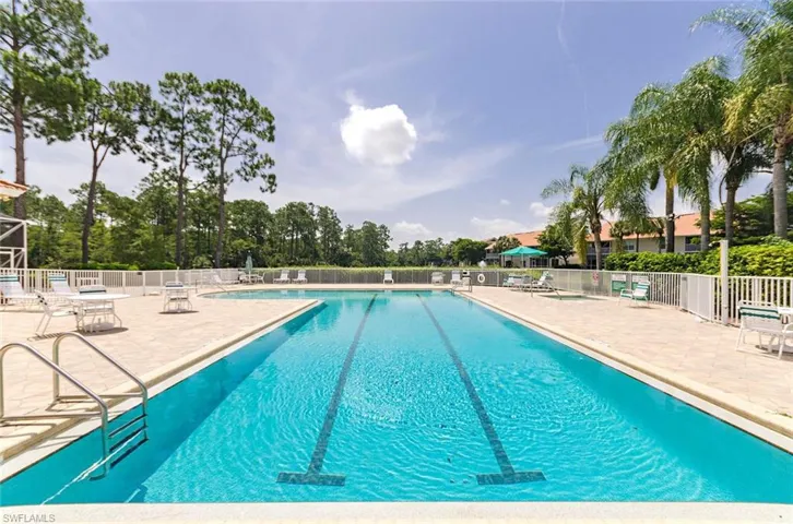 Carlton Lakes master pool which also has a hot tub, clubhouse and fishing pier.