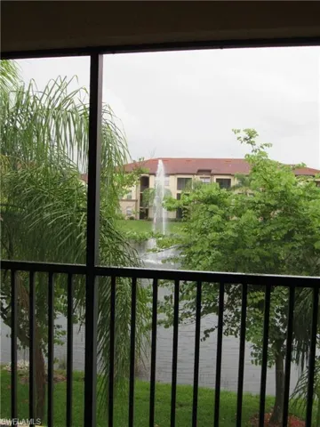 12936 Violino Ln 206, Naples, Florida 34105