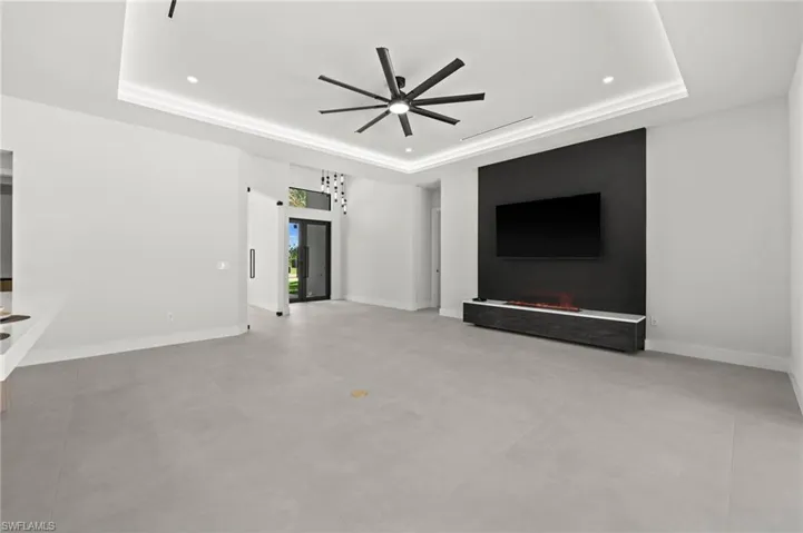 2833 Sw 17th Pl, Cape Coral, Florida 33914