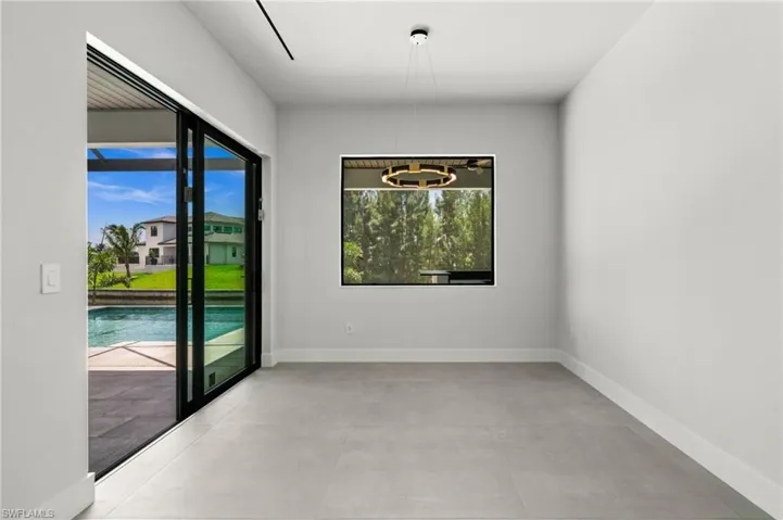 2833 Sw 17th Pl, Cape Coral, Florida 33914