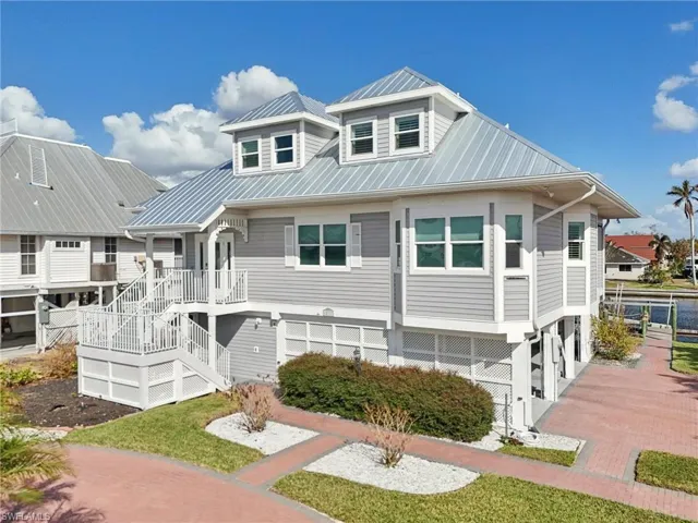 View of front of house featuring covered porch