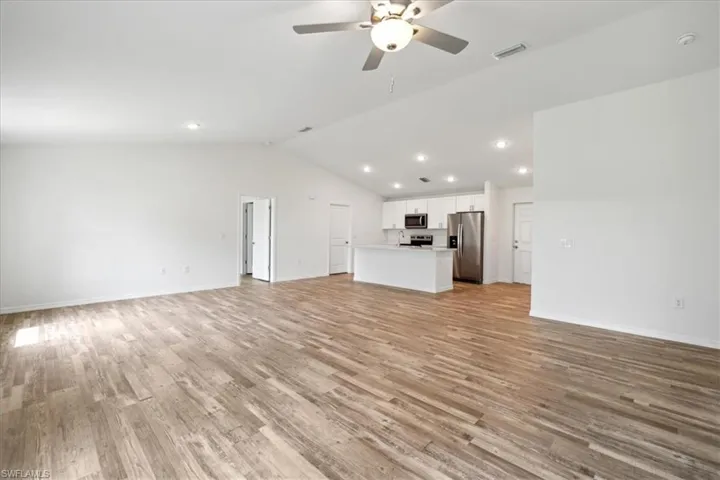 1152 Nw 1st Pl, Cape Coral Fl 33993