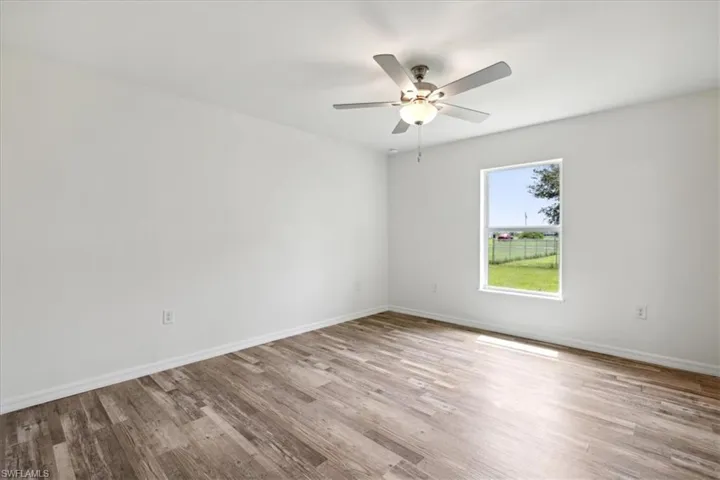 1152 Nw 1st Pl, Cape Coral Fl 33993