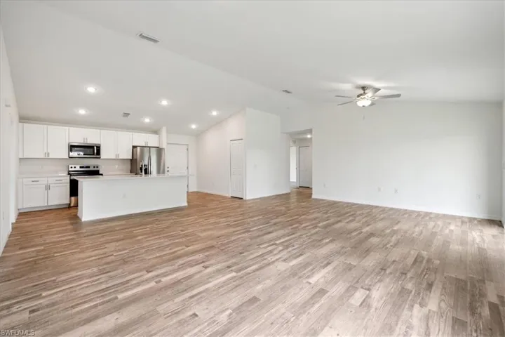 1152 Nw 1st Pl, Cape Coral Fl 33993