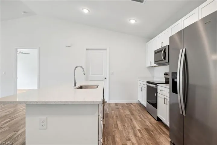 1152 Nw 1st Pl, Cape Coral Fl 33993