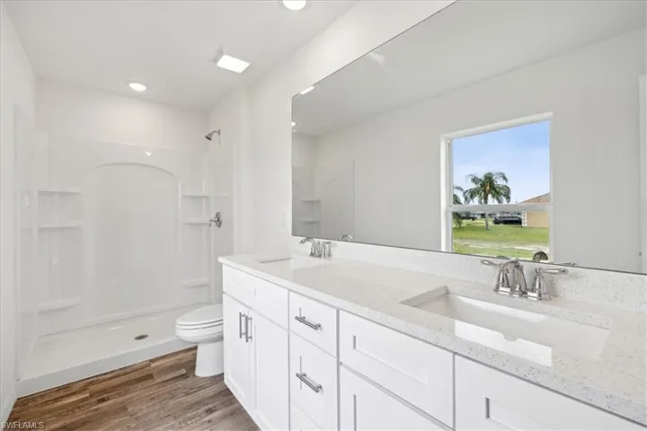 1152 Nw 1st Pl, Cape Coral Fl 33993