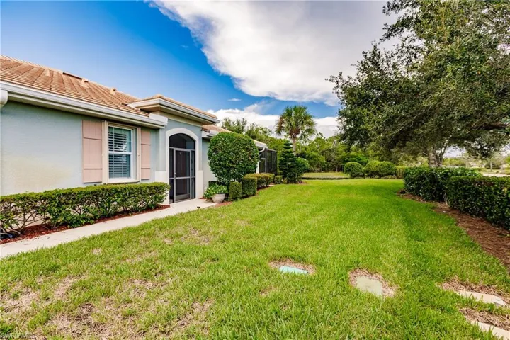 HUGE LOT PROVIDING PRIVACY WITH EXCELLENT LANDSCAPING! PERFECT PLAY AREA FOR THE GRANDKIDS OR YOUR "SPECIAL" PET!