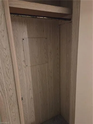 Additional closet in ensuite