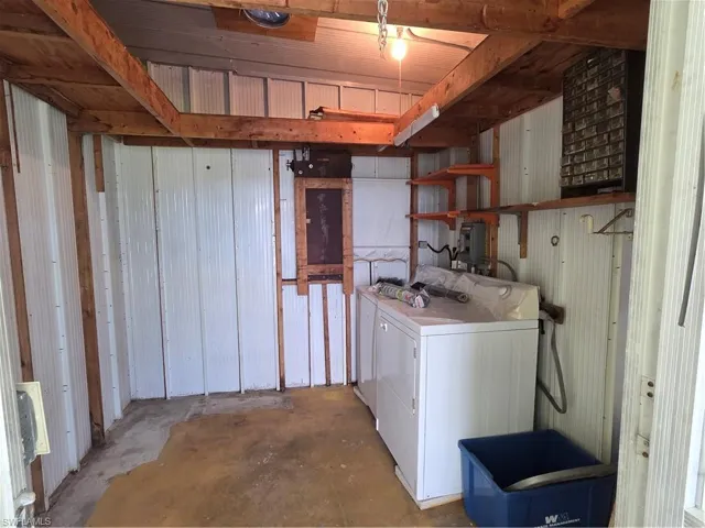 Washer & Dryer are conveniently located in the breezeway shed.