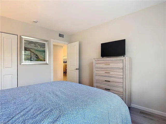 1808  Kings Lake  BLVD, Naples, FL 34112